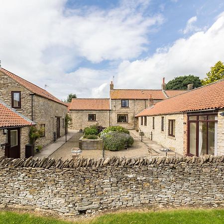 Valley View Farm Holiday Cottages Хелмсли Екстериор снимка