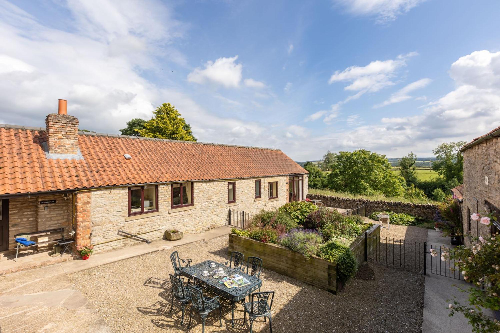 Valley View Farm Holiday Cottages Хелмсли Екстериор снимка