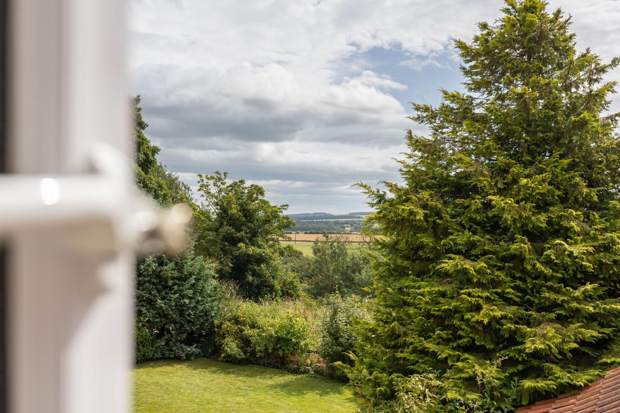 Valley View Farm Holiday Cottages Хелмсли Екстериор снимка